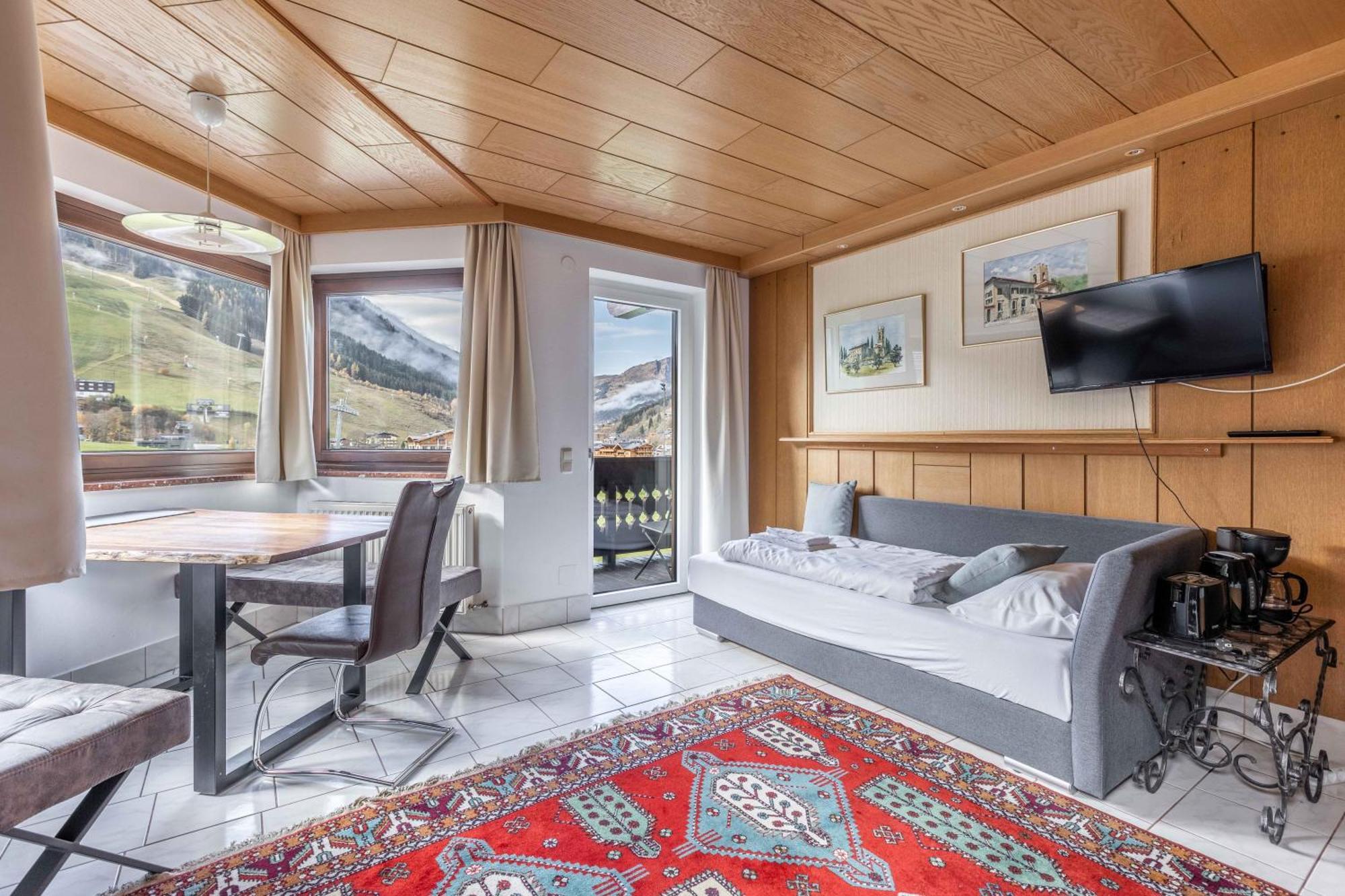 Appartements Wittenius by HolidayFlats24 Saalbach-Hinterglemm Buitenkant foto