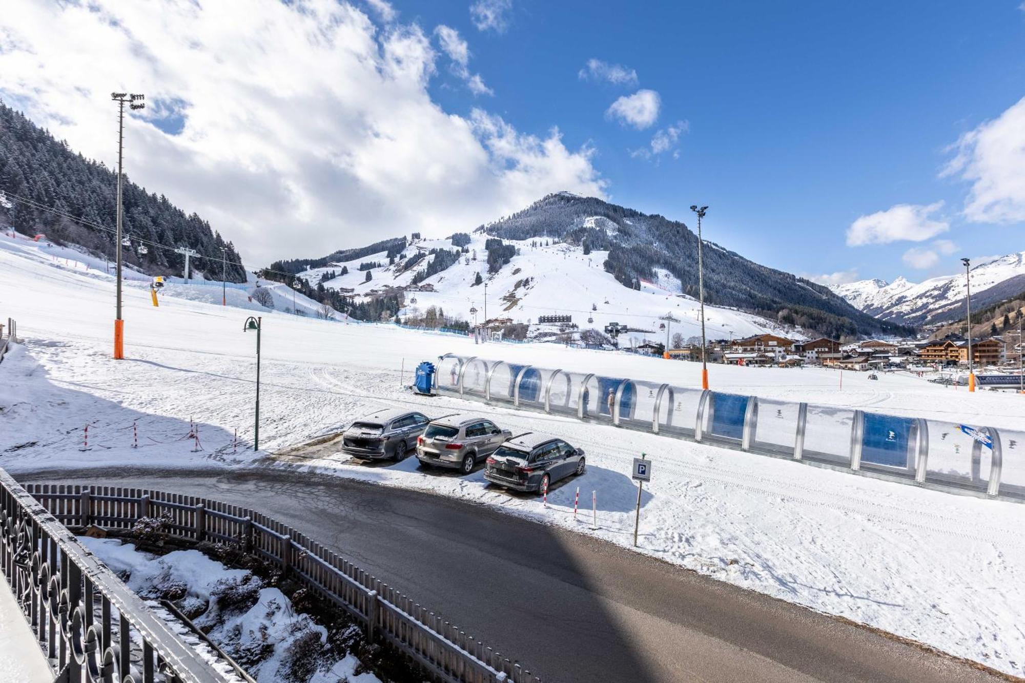 Appartements Wittenius by HolidayFlats24 Saalbach-Hinterglemm Buitenkant foto