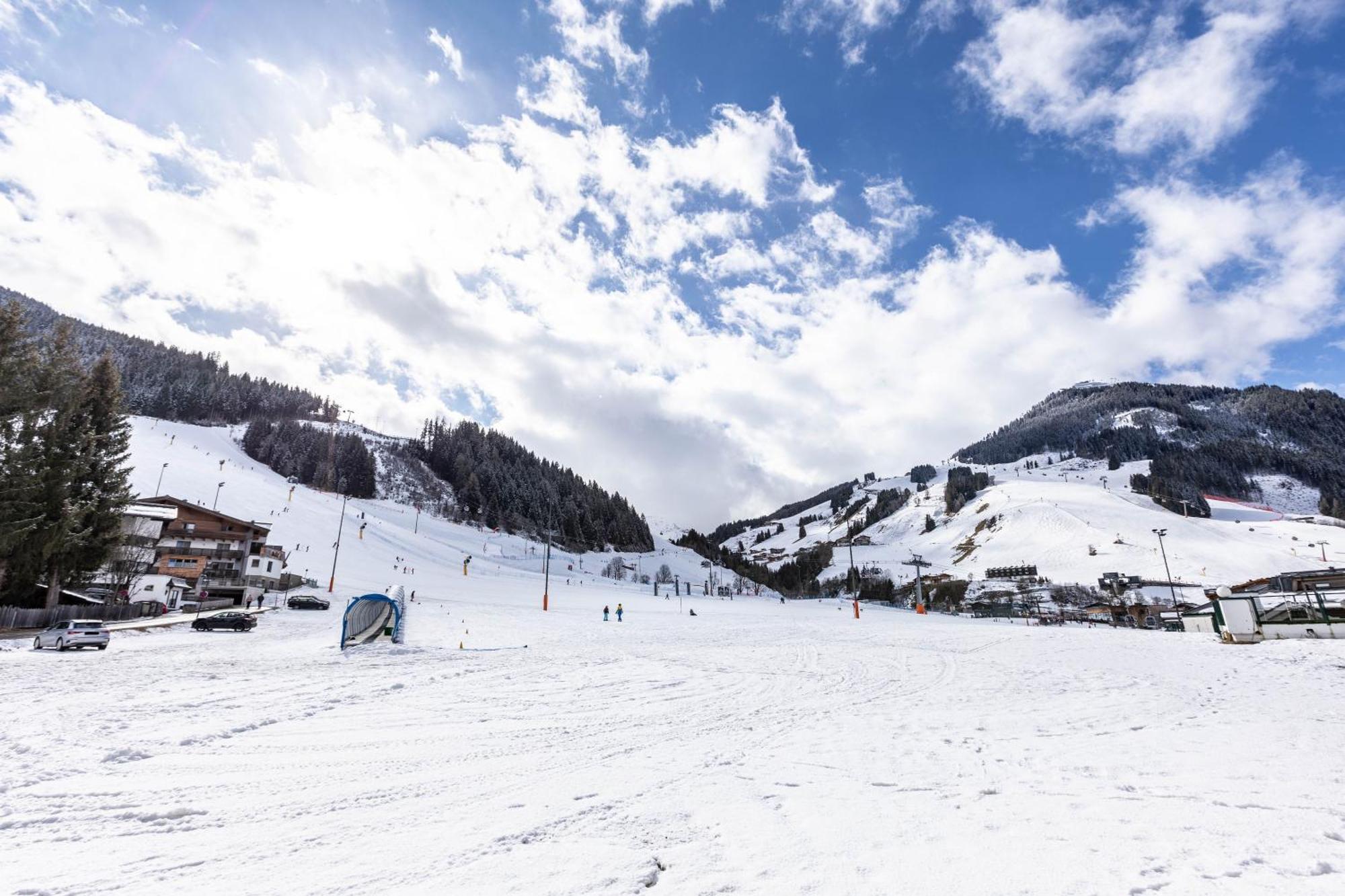 Appartements Wittenius by HolidayFlats24 Saalbach-Hinterglemm Buitenkant foto